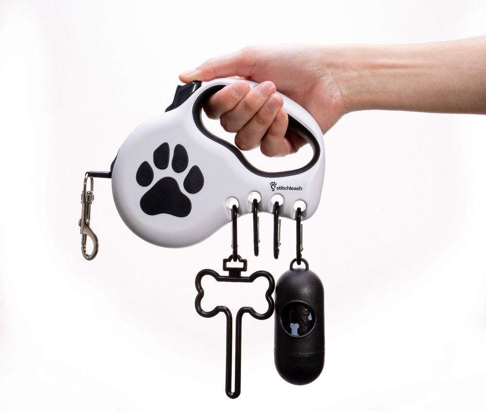 Coops Retractable Leash