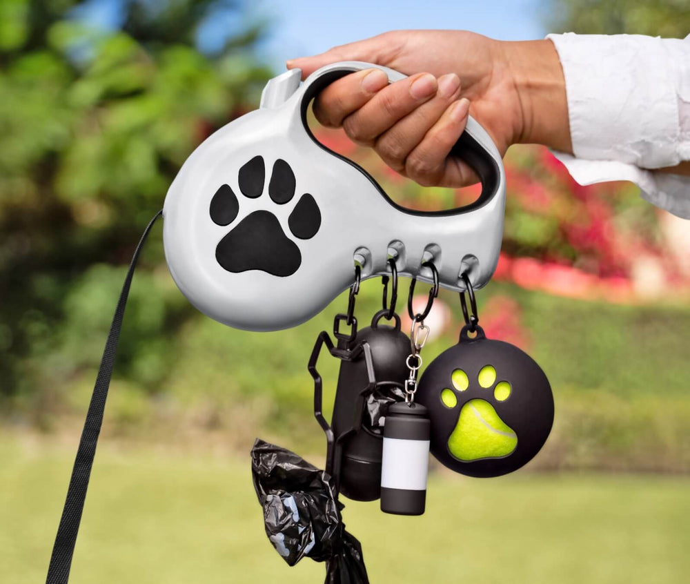 Coops Retractable Leash